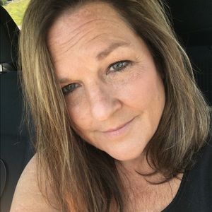 Meet your Posher, Luanne